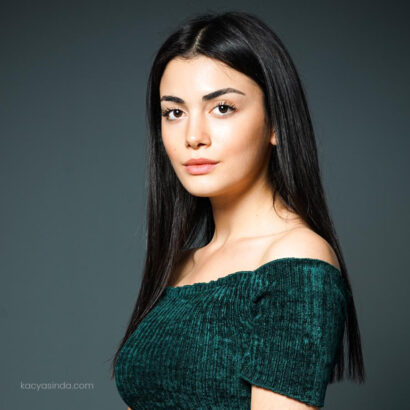 Özge Yağız
