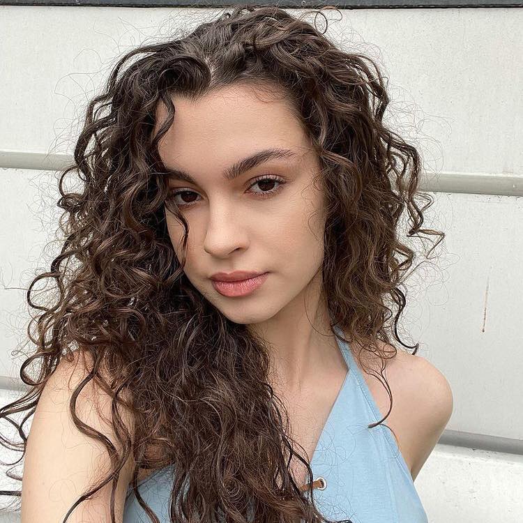 Su Burcu Yazgı Coşkun fotoğraf