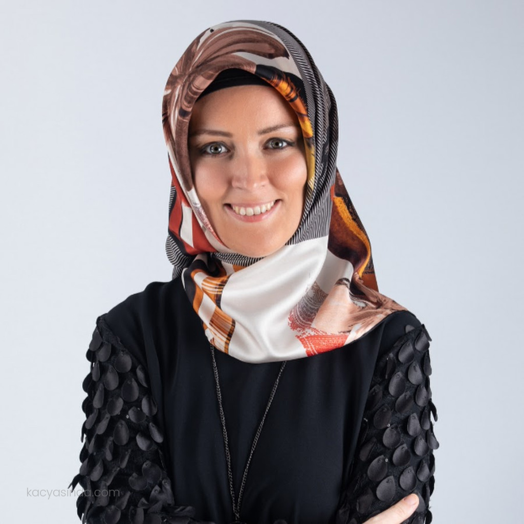 Hatice Kübra Tongar