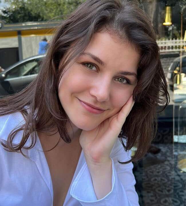 Melis Sevinç fotoğraf