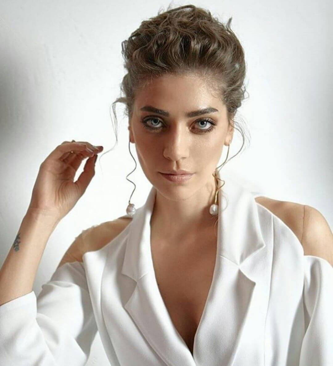 Öznur Serçeler fotoğraf