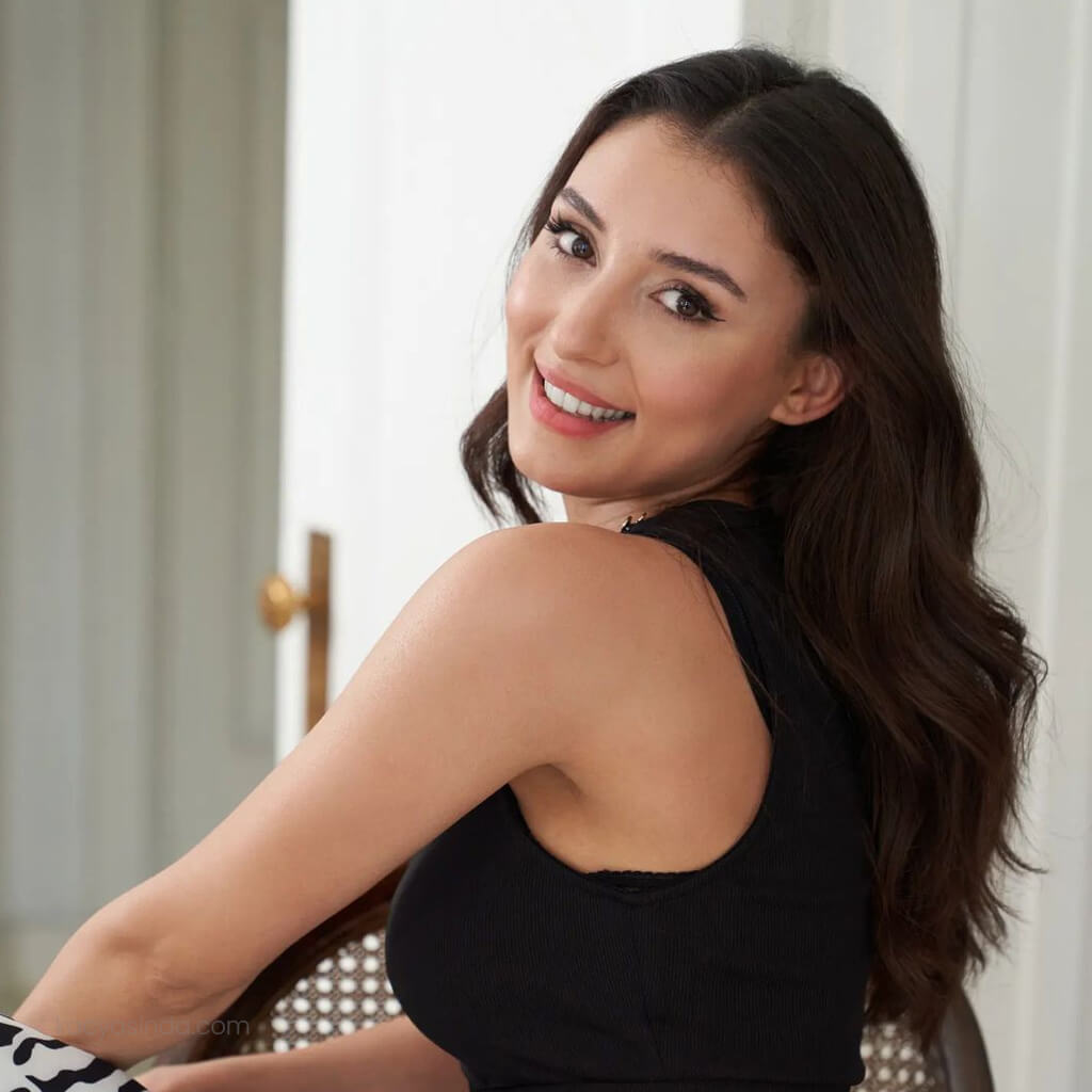 Nihayet Şahin