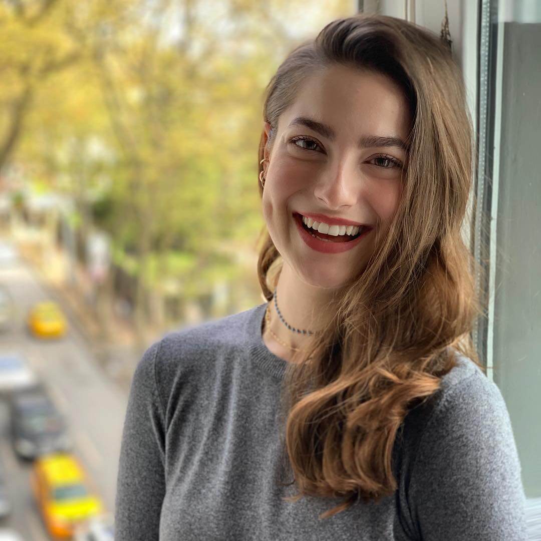 Büşra Alnıtemiz fotoğraf