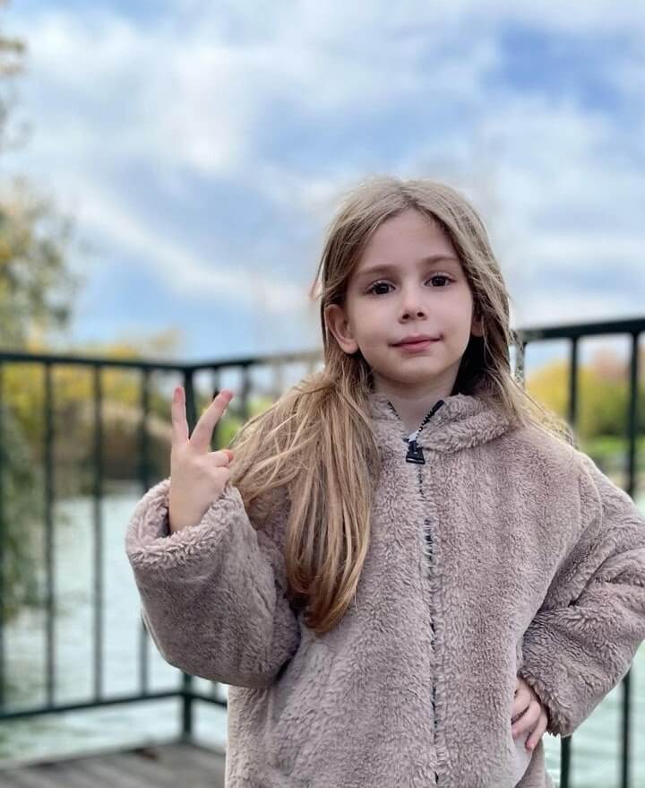 Azra Aksu fotoğraf